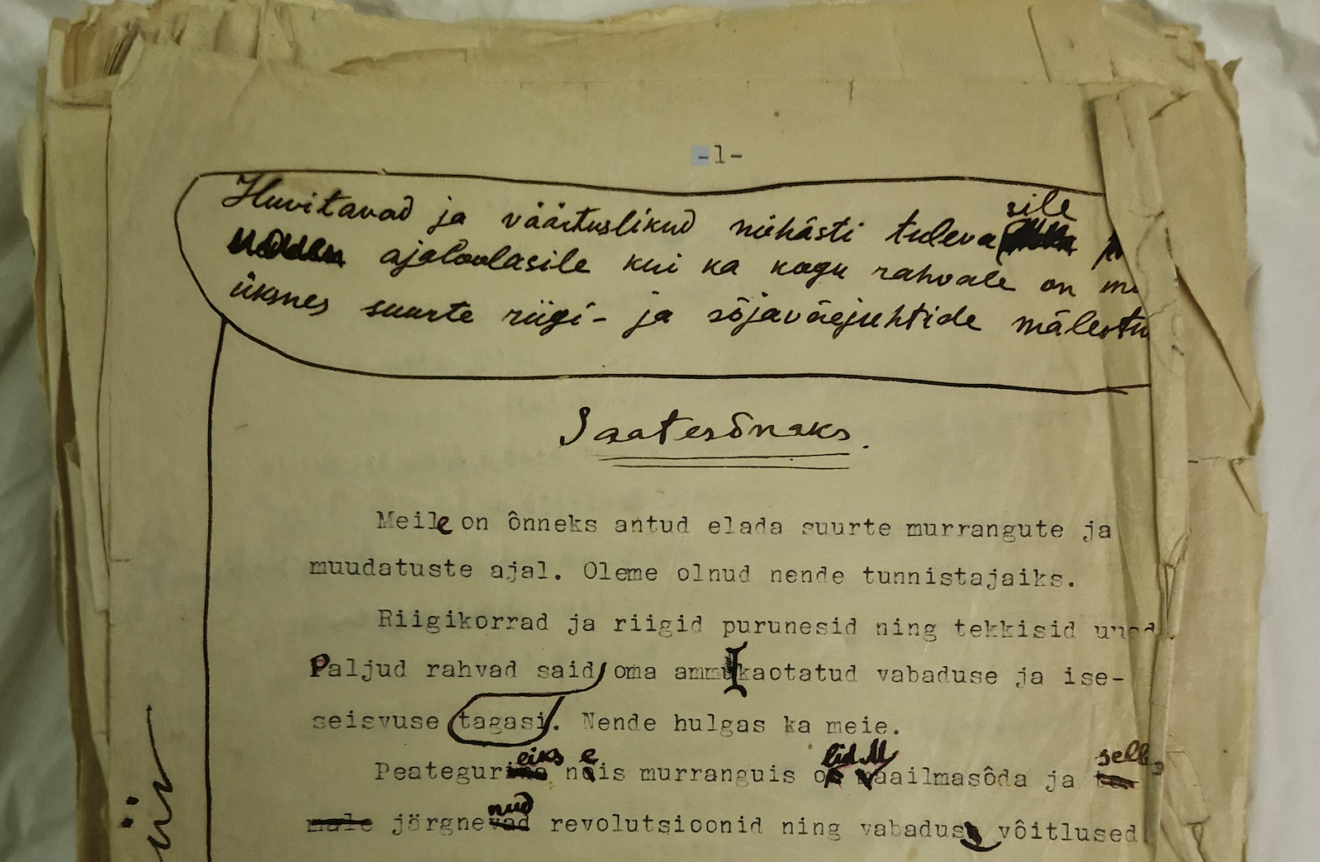 Arnold Hinnomi käsikirja "Suures heitluses" esileht